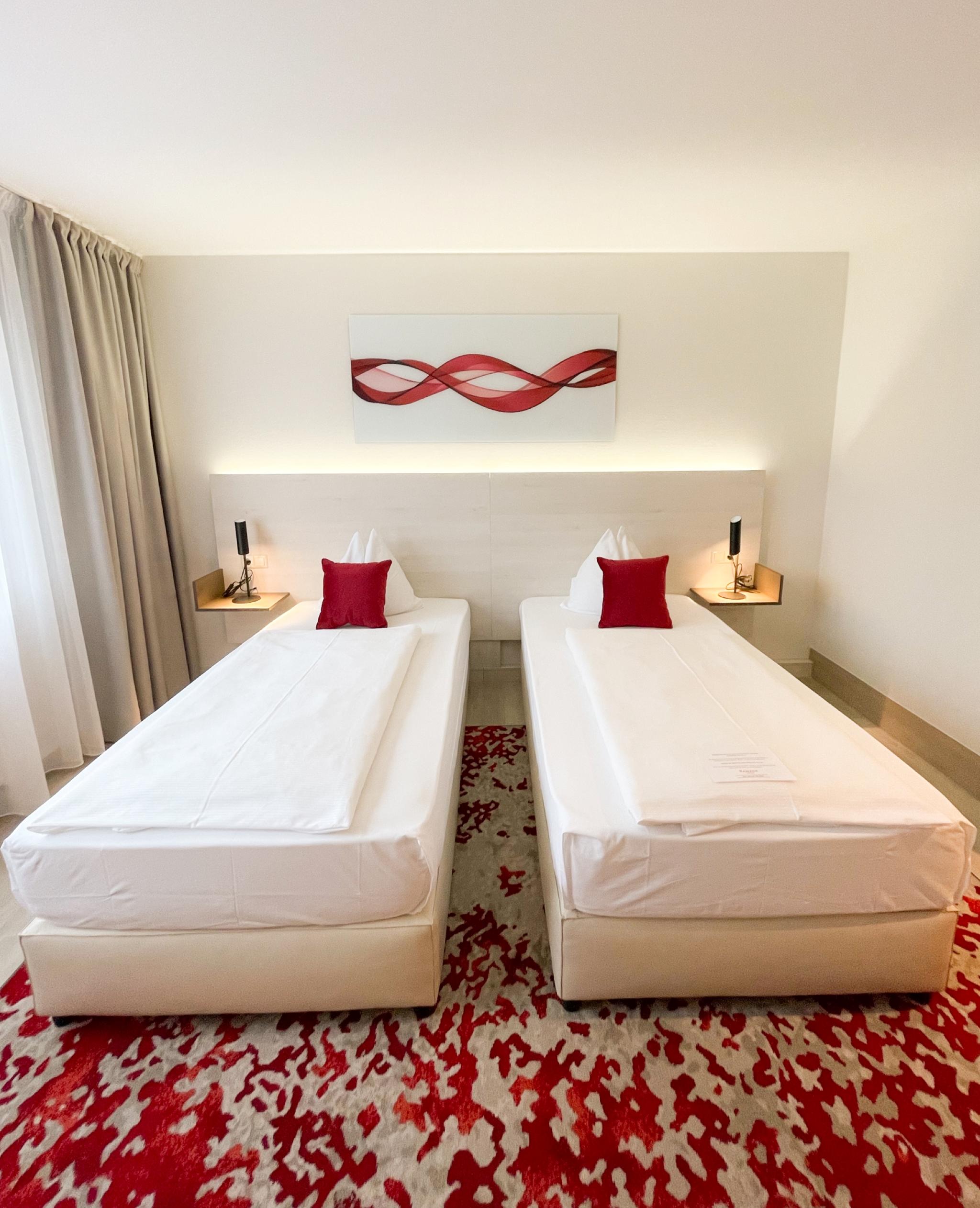Ramada By Wyndham 4*