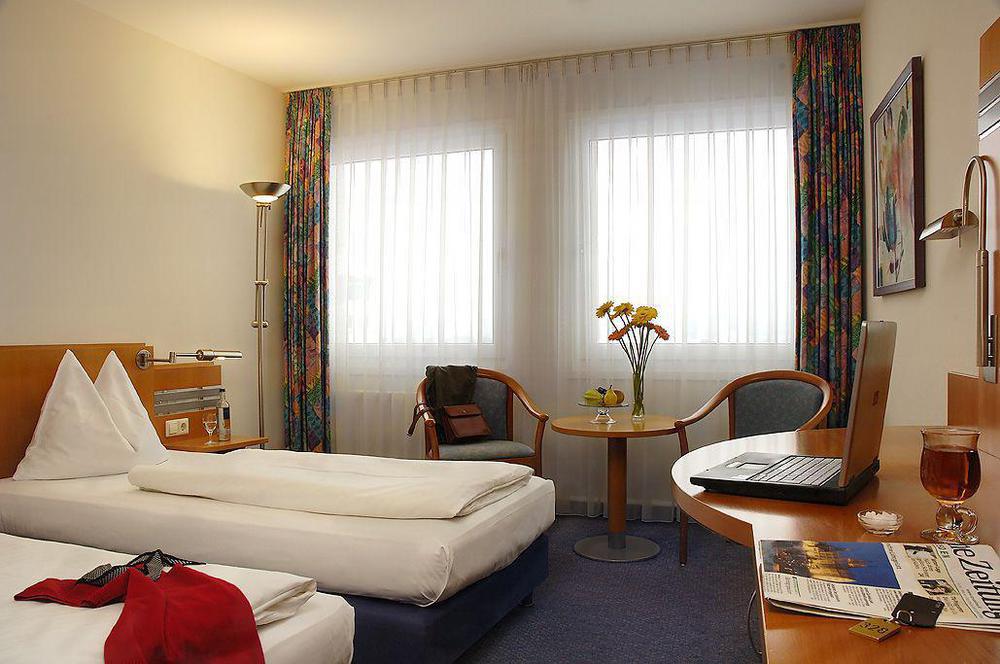 Hotel Ramada By Wyndham 4*