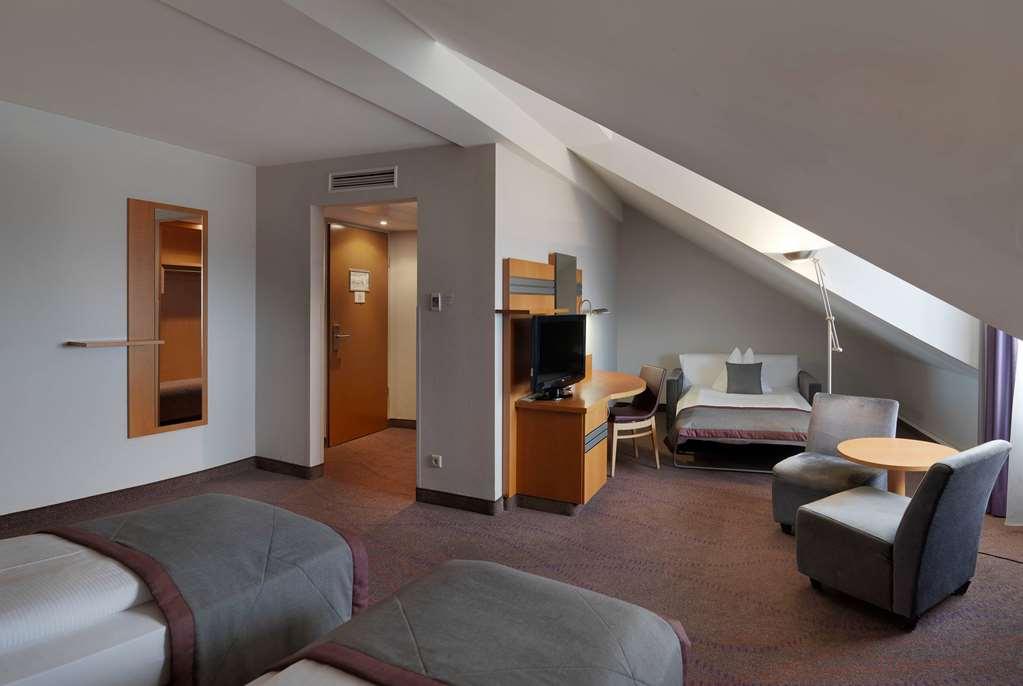 Wyndham Garden Hotel 4*