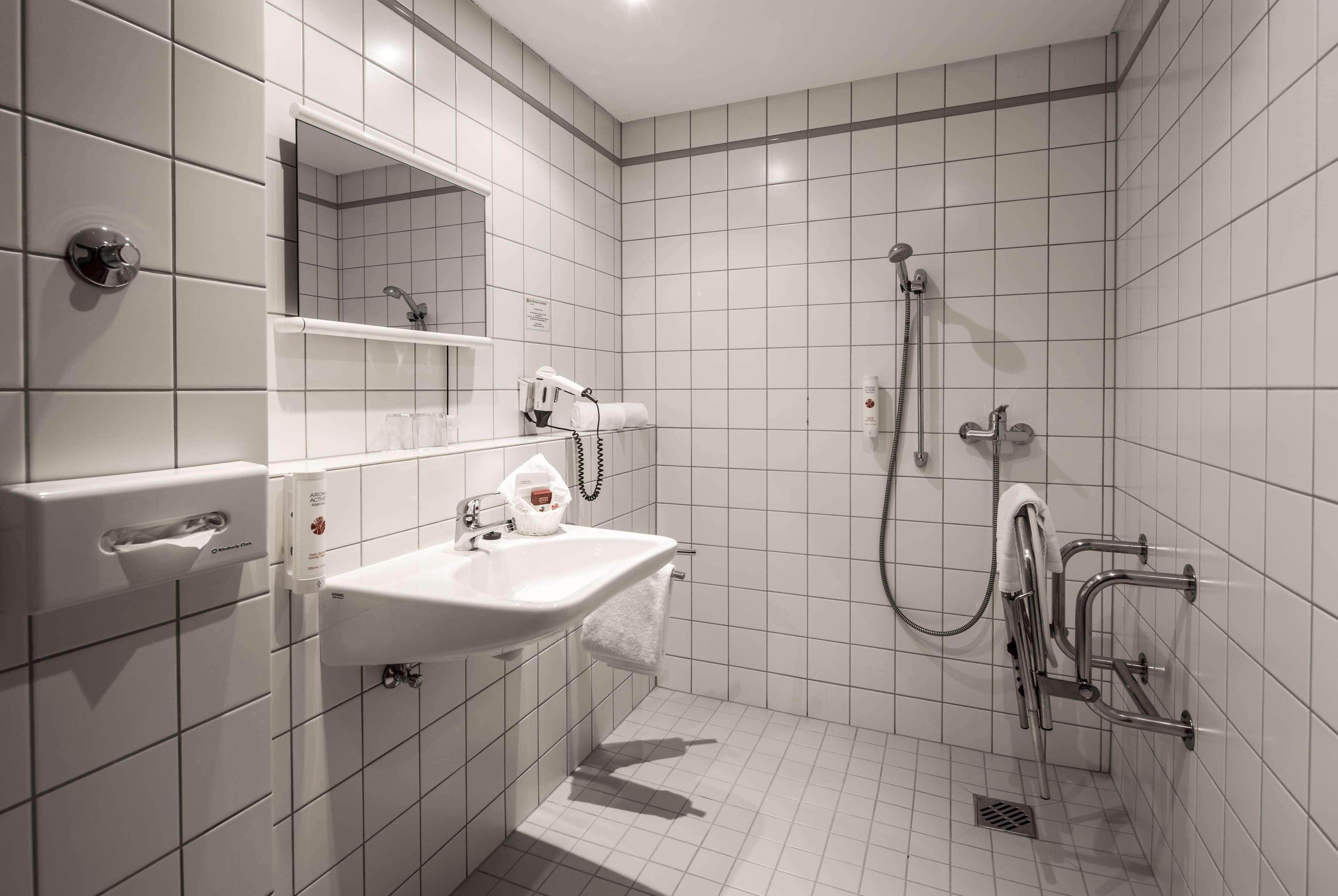 Ramada By Wyndham Hotel 4*