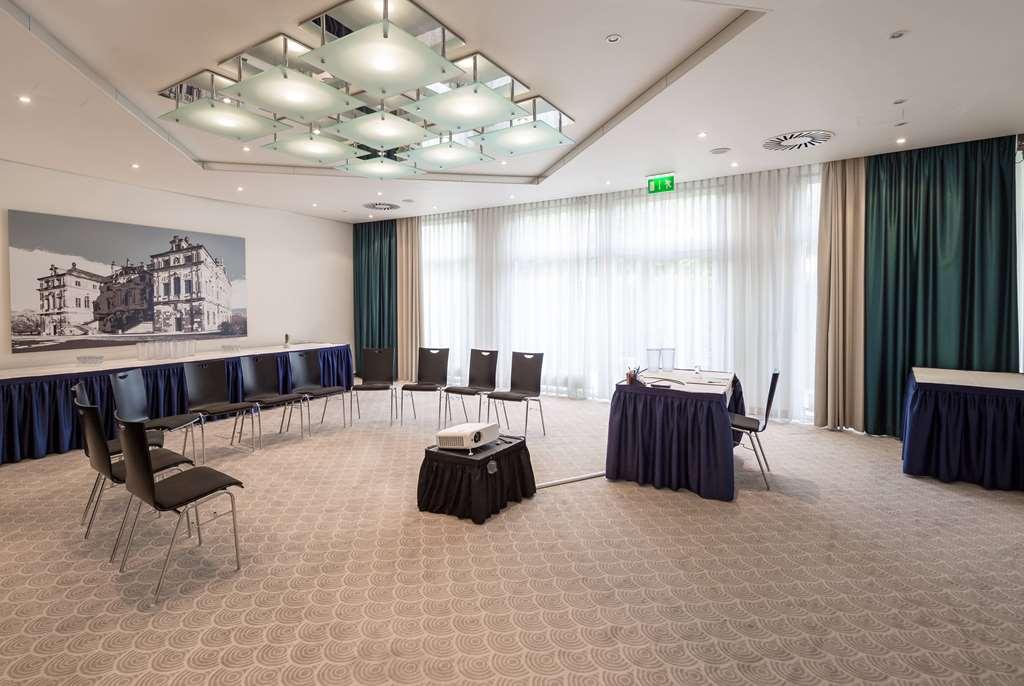 Ramada By Wyndham Hotel 4*